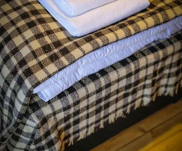 Beautiful Location Red Mouse Daire Filibe