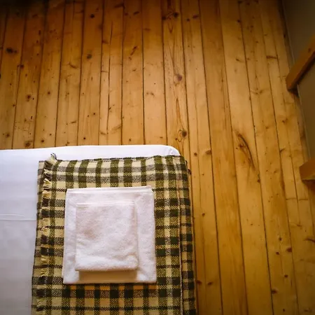 Beautiful Location Red Mouse * بلوفديف