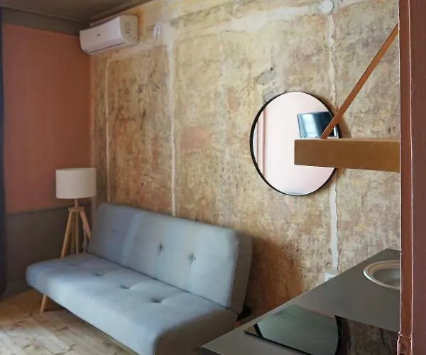 Beautiful Location Red Mouse * 普罗夫迪夫